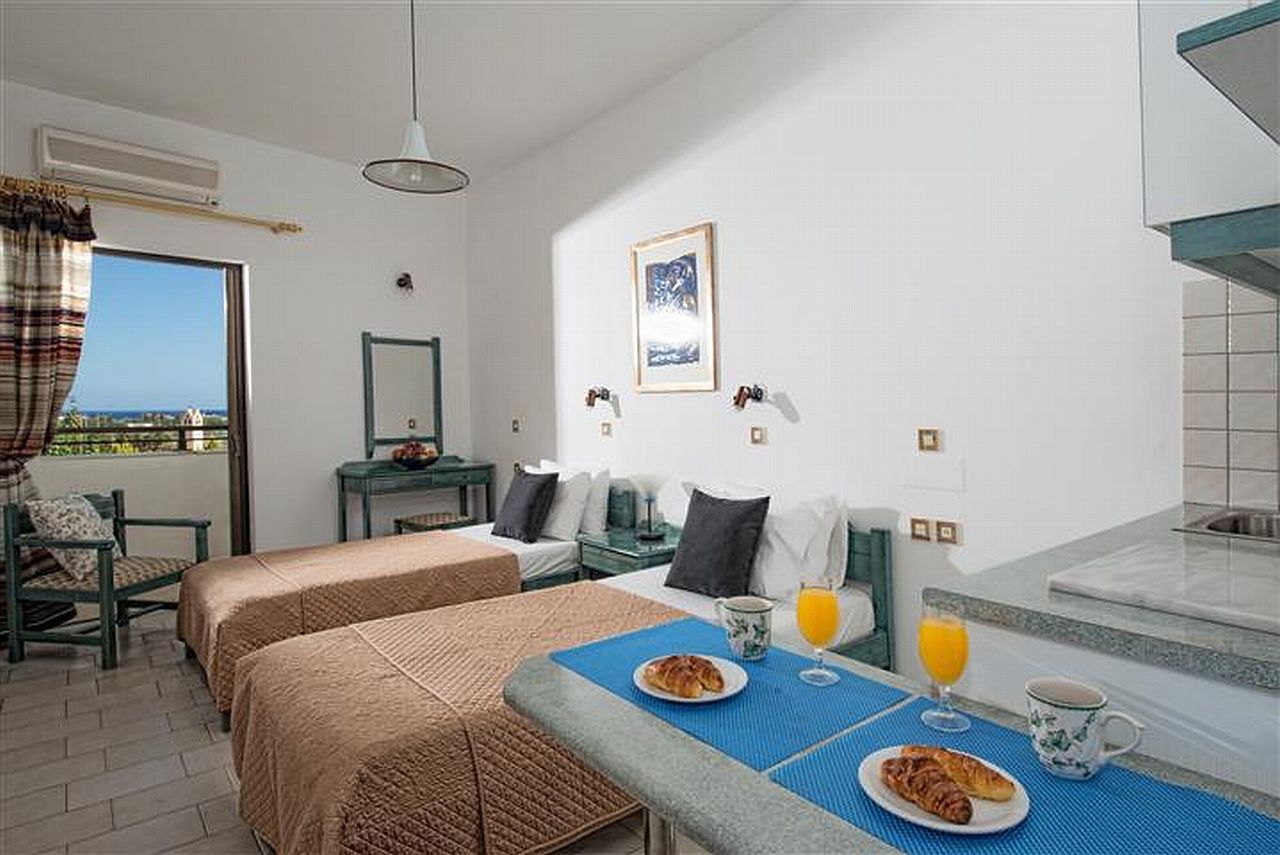 Anemi Otel Stalida Dış mekan fotoğraf